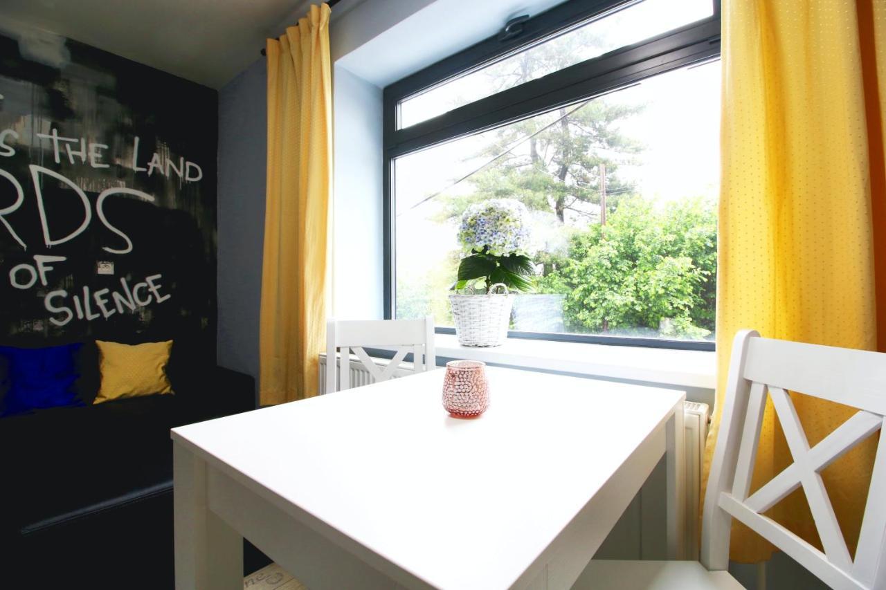 2 Bedrooms House With Enclosed Garden And Wifi At Slezska Ostrava Kültér fotó